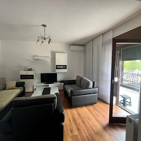 Besirevic Apartment *